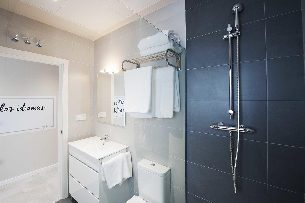 Apartamentos Divan Vitoria-Gasteiz Exterior foto